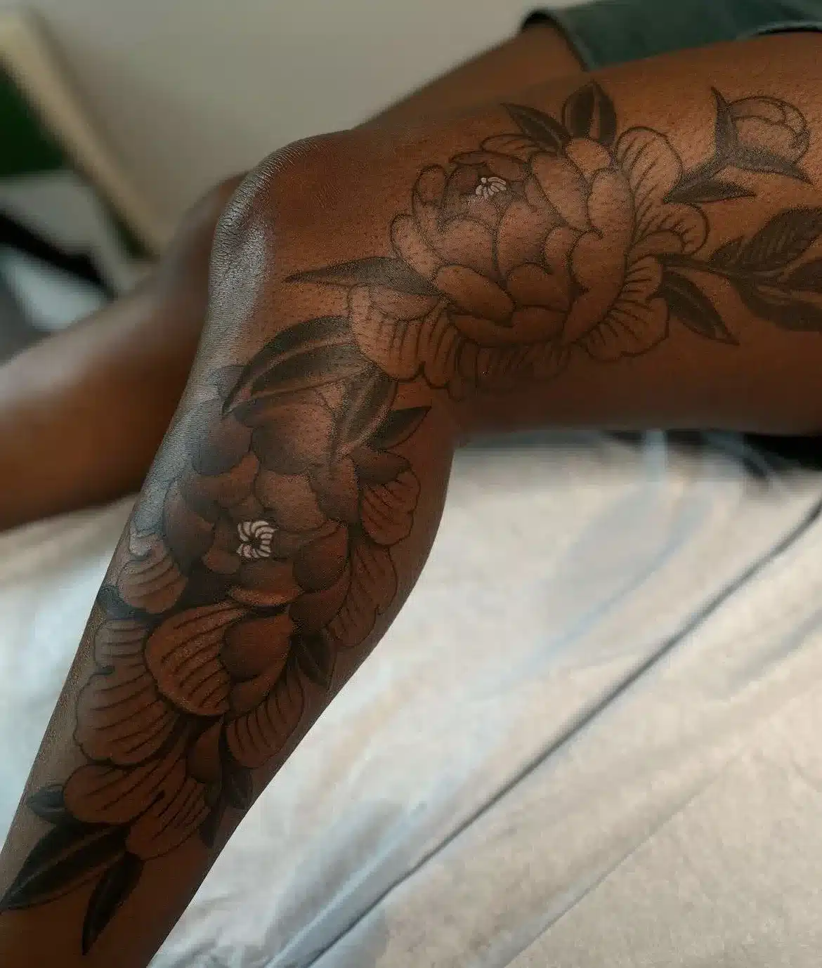 Tropical leaf design