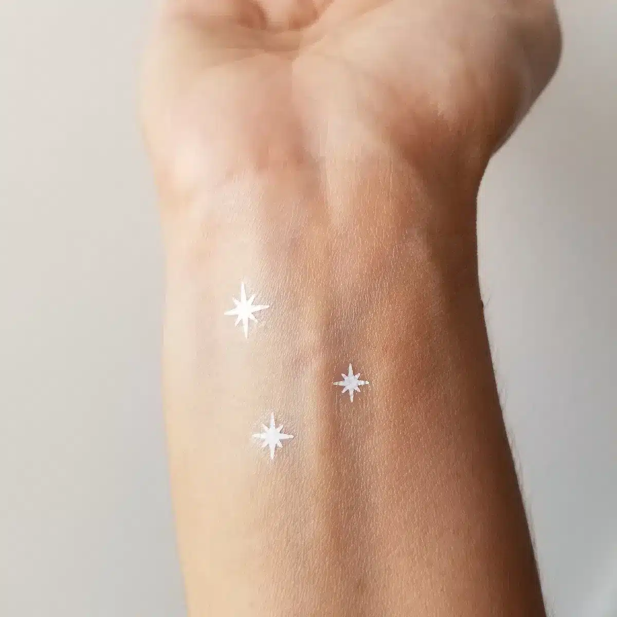 Delicate Constellations