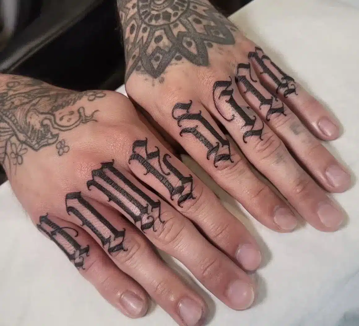 Fingers tattoo